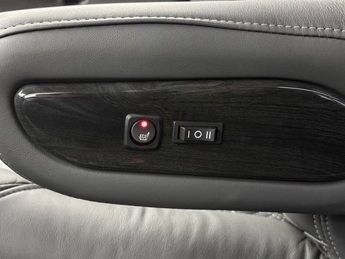 New 2026 GMC Savana 2500 w/ Driver Convenience Package RWD image 44