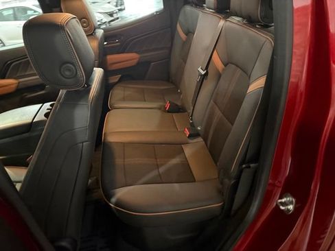 Used 2024 GMC Canyon AT4 w/ Technology Package AWD/4WD image 29