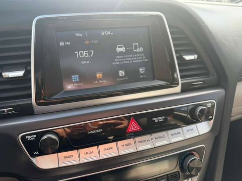 Used 2018 Hyundai Sonata Limited FWD image 27