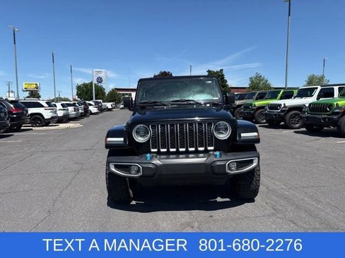 Used 2023 Jeep Wrangler Unlimited Sahara w/ Cold Weather Group AWD/4WD image 3