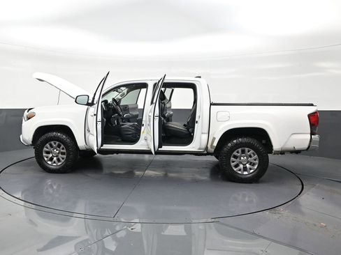 Used 2019 Toyota Tacoma SR5 image 30