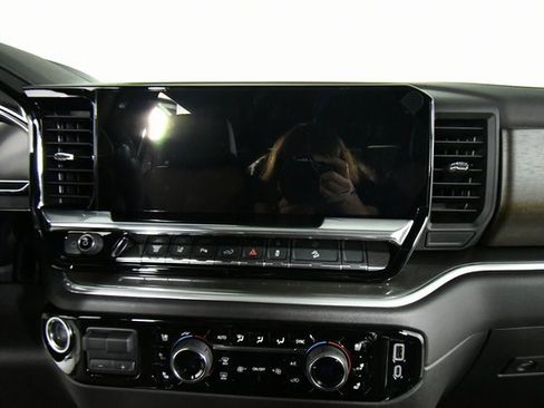 New 2025 Chevrolet Silverado 3500 High Country w/ Technology Package image 4