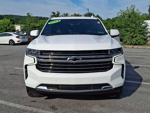 Used 2024 Chevrolet Tahoe LT w/ Luxury Package AWD/4WD image 2
