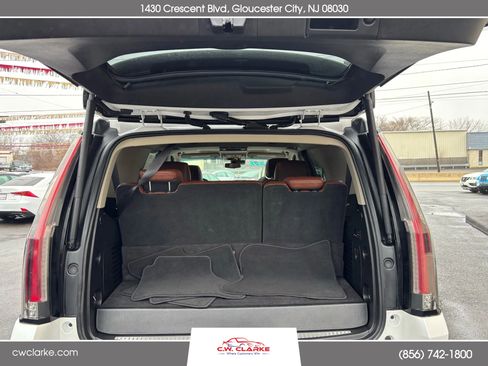 Used 2017 Cadillac Escalade Premium Luxury image 27