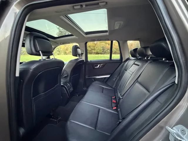 Used 2013 Mercedes-Benz GLK 350 4MATIC image 21