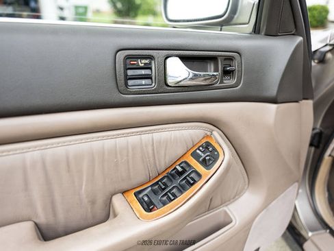 Used 1994 Acura Legend GS FWD image 29