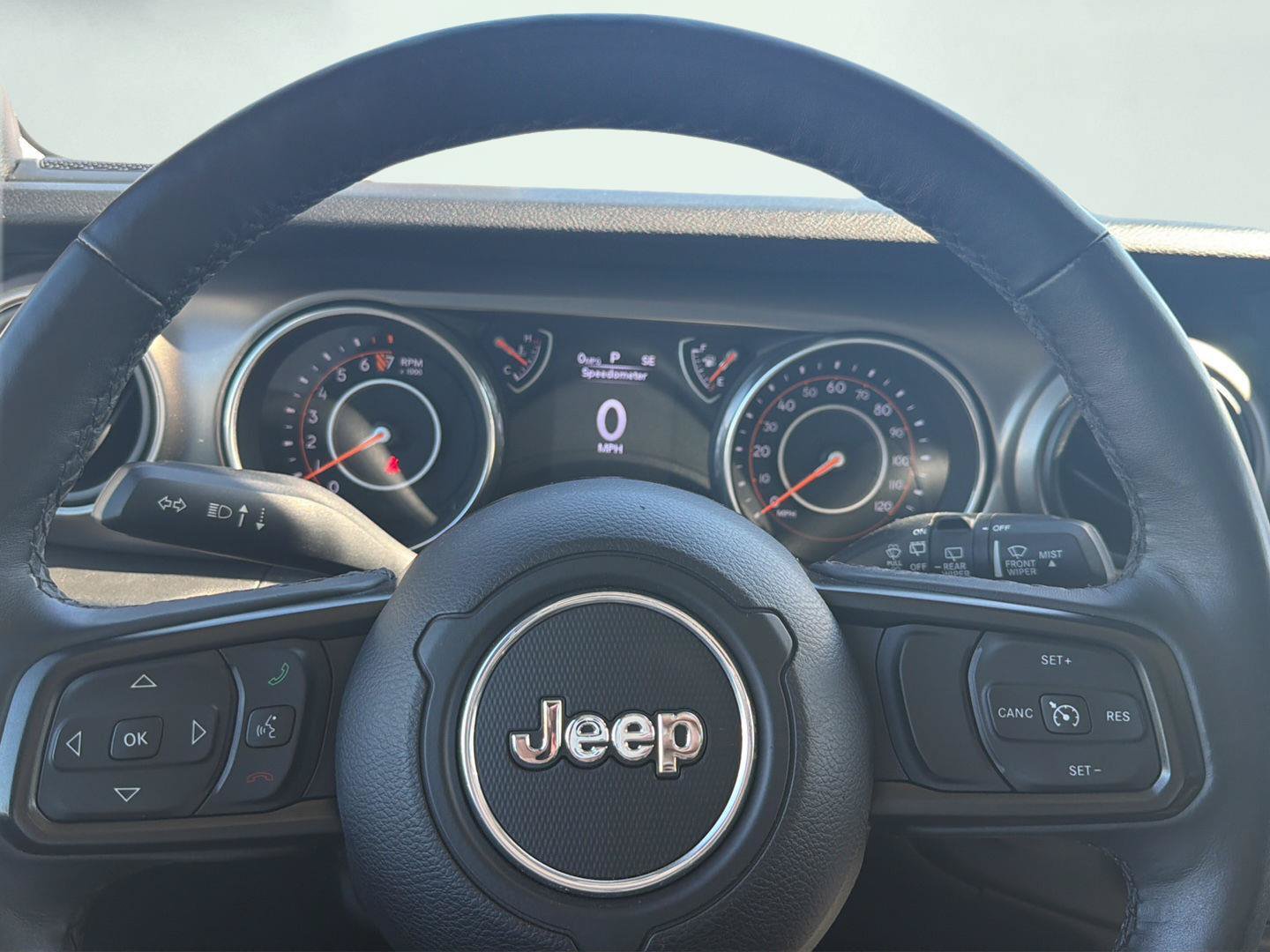 Used 2018 Jeep Wrangler Sport AWD/4WD image 19
