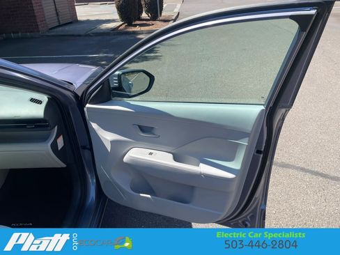 Used 2024 Hyundai Kona SEL FWD image 47