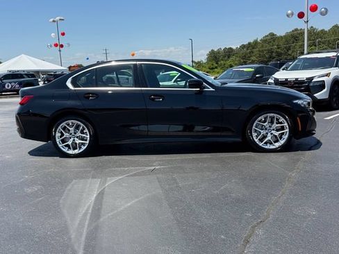 Used 2025 BMW 330i Sedan RWD image 2