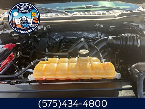 Used 2017 Ford F150 Platinum w/ Equipment Group 701A Luxury AWD/4WD image 22