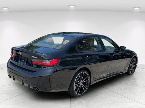Certified 2023 BMW 330i xDrive Sedan w/ M Sport Package AWD/4WD image 7