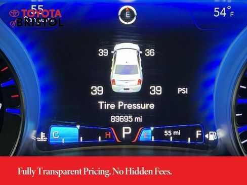 Used 2018 Chrysler 300 Touring L AWD/4WD image 36