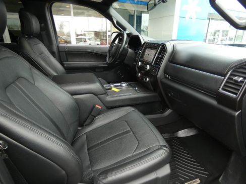 Used 2019 Ford Expedition Max Limited w/ Equipment Group 302A image 18