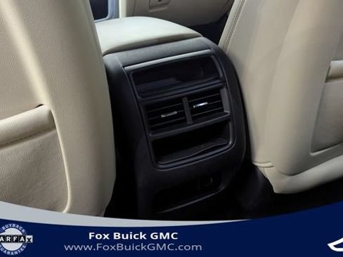 Certified 2017 Cadillac XT5 FWD w/ LPO, Wheel Lock Package image 28