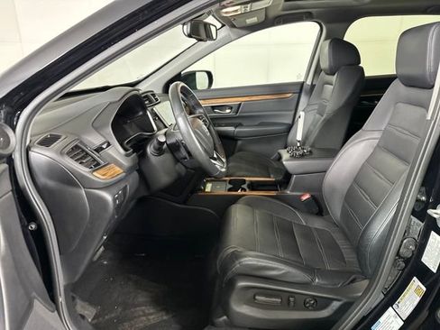 Used 2020 Honda CR-V Touring image 11