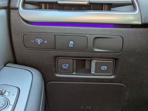 Used 2024 Hyundai Palisade Limited image 25