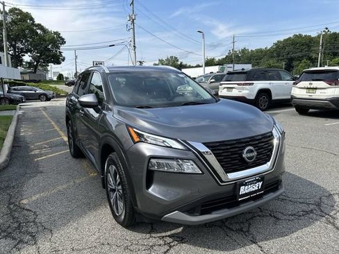 Certified 2023 Nissan Rogue SV w/ SV Premium B Package AWD/4WD image 2