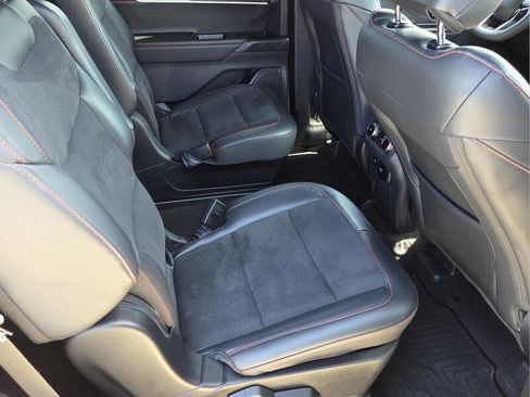 Used 2026 Ford Explorer ST AWD/4WD image 18