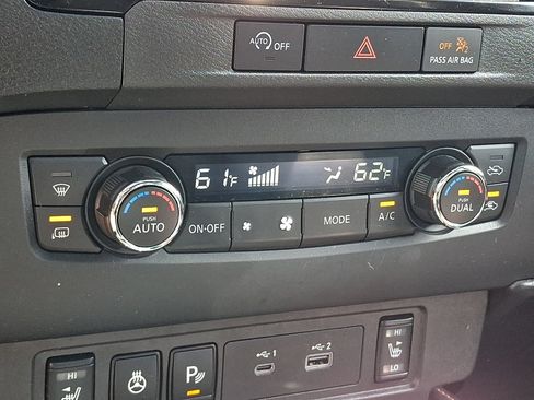 Certified 2023 Nissan Frontier PRO-4X w/ Pro-4X Premium Package AWD/4WD image 16