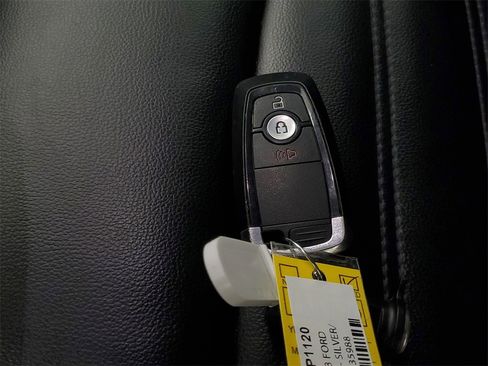 Used 2023 Ford Edge SEL image 27