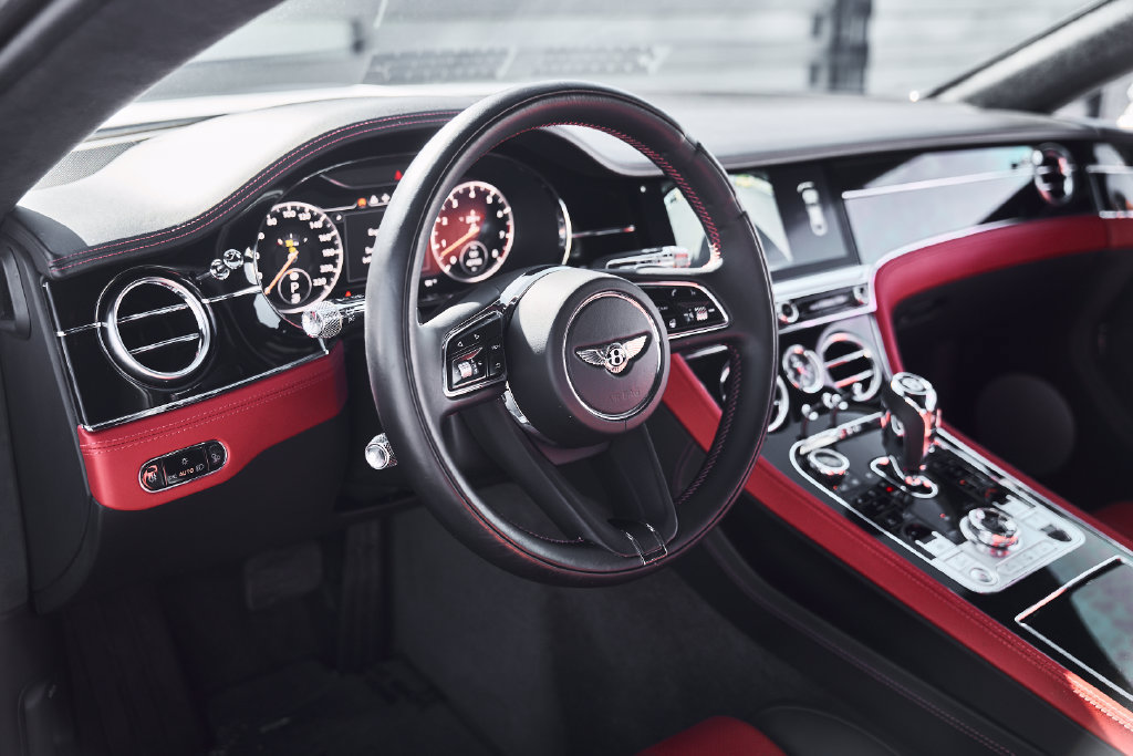 Used 2021 Bentley Continental GT AWD/4WD image 28