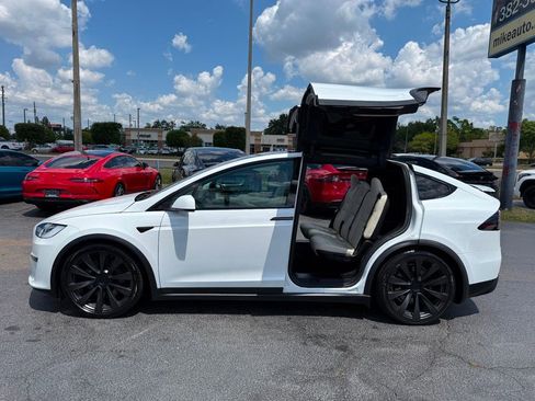 Used 2023 Tesla Model X AWD/4WD image 8