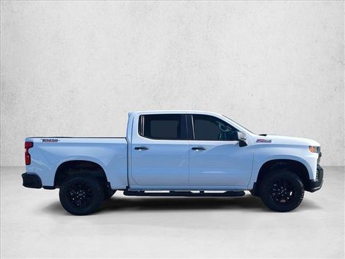 Used 2021 Chevrolet Silverado 1500 Custom Trail Boss w/ LPO, Dark Essentials Package image 4