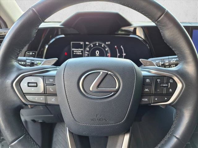 Used 2024 Lexus NX 250 FWD w/ Towing Package (2000 Lbs) image 12