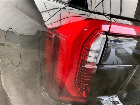 Certified 2025 GMC Yukon XL AT4 Ultimate image 27