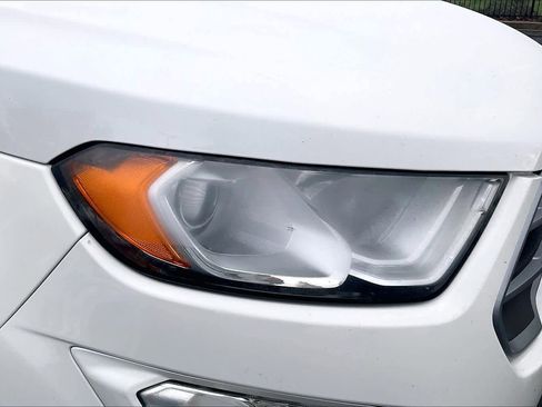 Used 2018 Ford EcoSport SE image 23