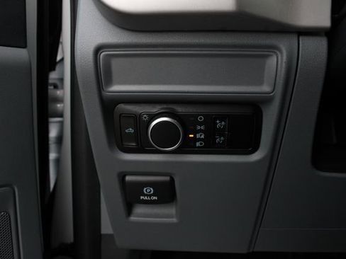 Used 2023 Ford F150 XL image 9