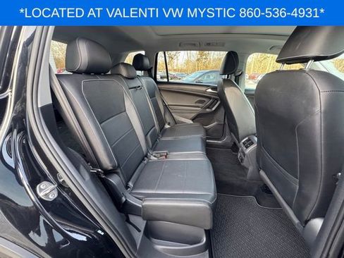 Certified 2021 Volkswagen Tiguan SE w/ Panoramic Sunroof Package image 21