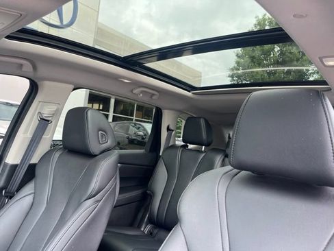Used 2025 Acura MDX SH-AWD image 35