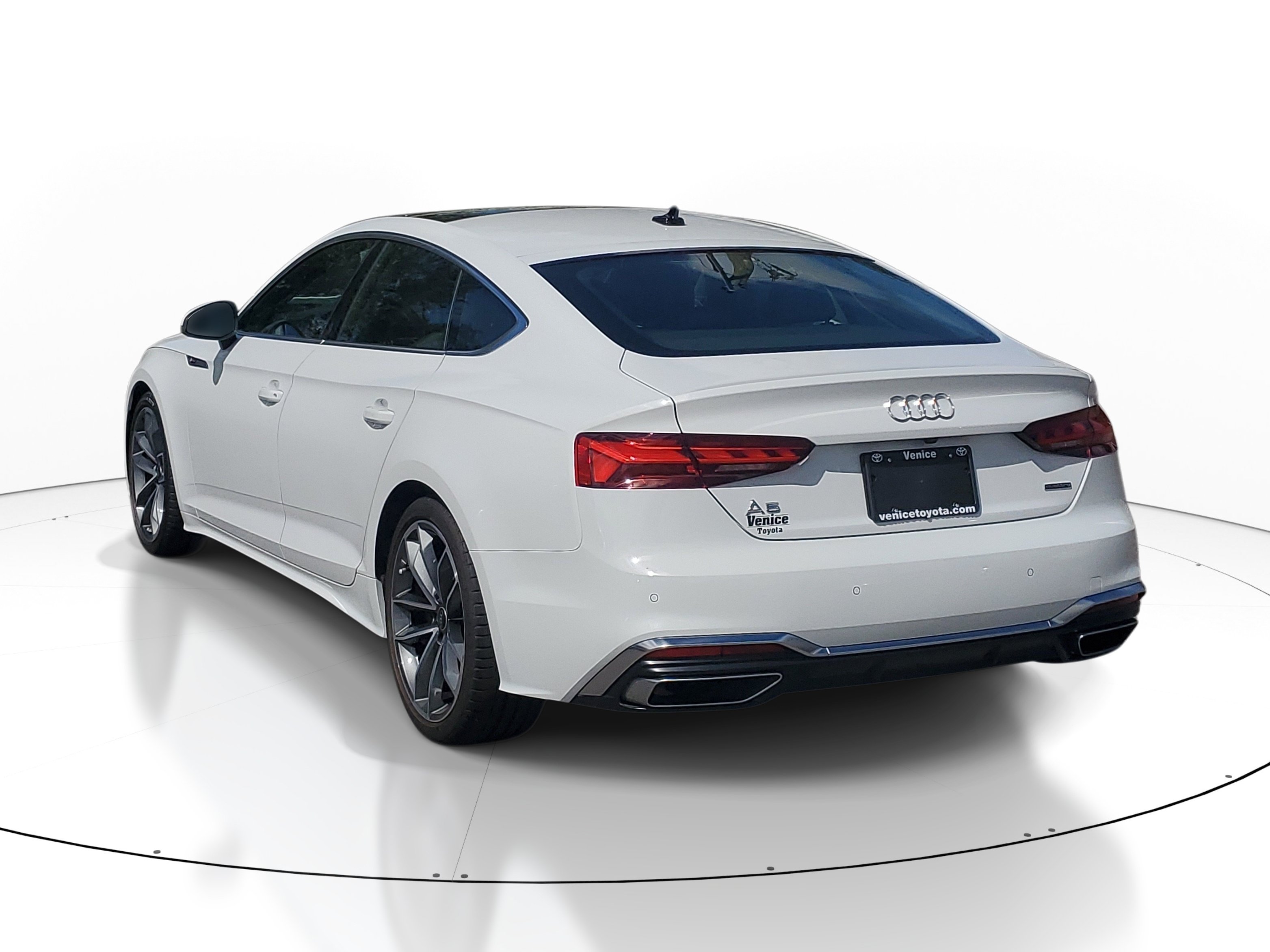 Used 2023 Audi A5 2.0T Premium Plus w/ Premium Plus AWD/4WD image 4