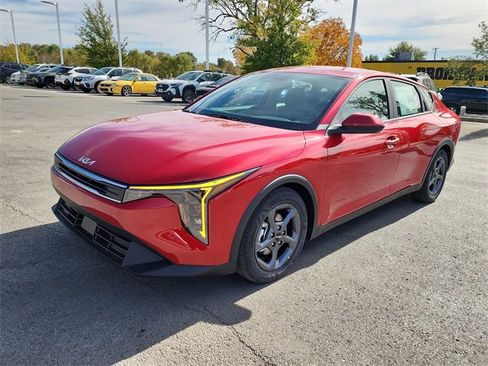 New 2025 Kia K4 LXS image 7