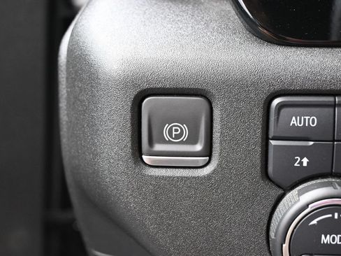 Used 2023 Chevrolet Silverado 1500 High Country AWD/4WD image 20