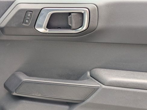 Used 2025 Ford Bronco Big Bend AWD/4WD image 32