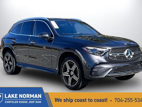 Used 2023 Mercedes-Benz GLC 300 image 1