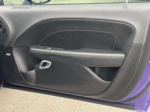 Used 2017 Dodge Challenger GT w/ GT Interior Package image 23