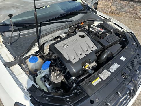 Used 2014 Volkswagen Passat TDI SE image 13