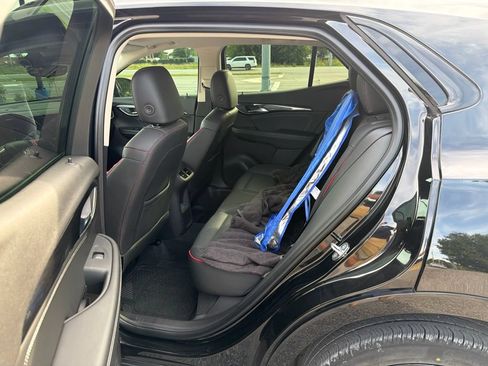 Used 2022 Buick Envision Essence w/ Technology Package II AWD/4WD image 7