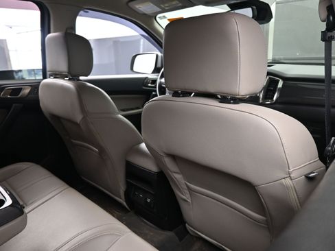 Used 2022 Ford Ranger Lariat w/ Equipment Group 501A High image 24