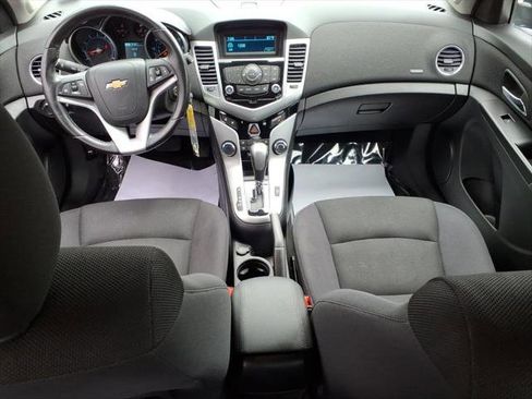 Used 2014 Chevrolet Cruze LT FWD image 8