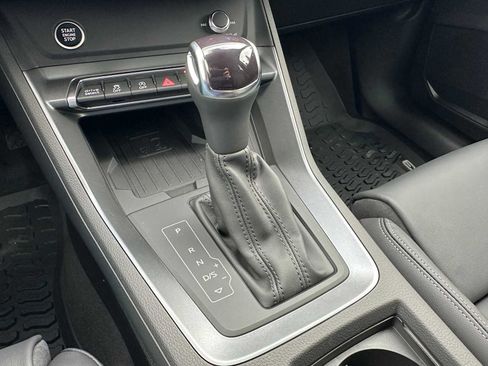 New 2025 Audi Q3 2.0T Premium image 38