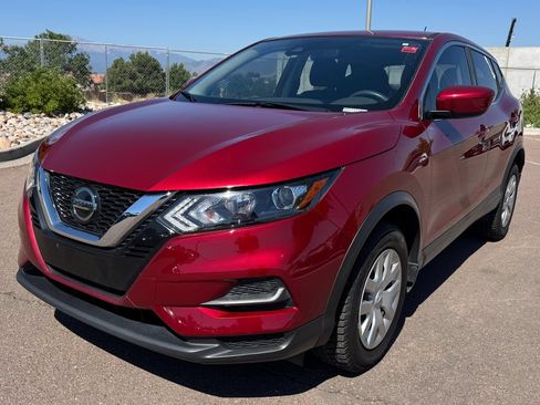 Used 2020 Nissan Rogue Sport S FWD image 3