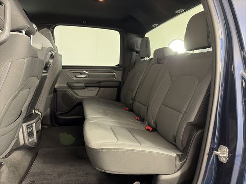 Used 2022 RAM 1500 Big Horn AWD/4WD image 7