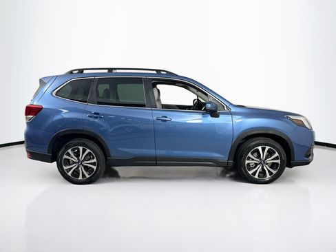 Used 2023 Subaru Forester Limited AWD/4WD image 4