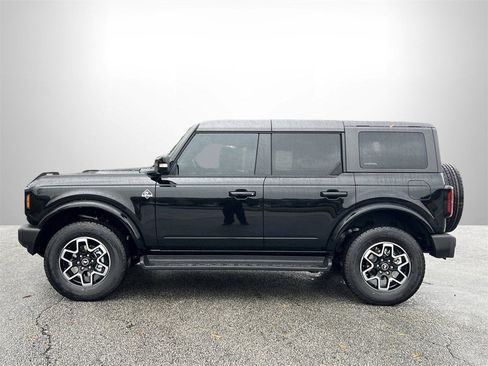 New 2025 Ford Bronco Outer Banks image 24