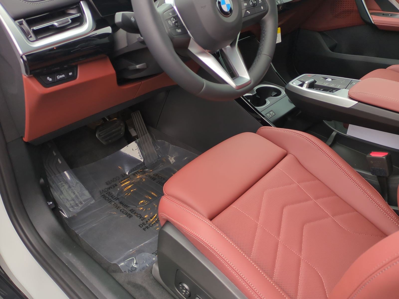 Certified 2026 BMW X1 xDrive28i w/ Technology Package AWD/4WD image 17