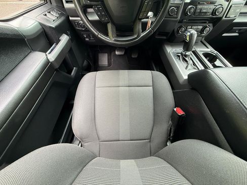 Used 2017 Ford F150 XLT w/ Equipment Group 302A Luxury AWD/4WD image 27